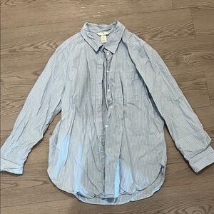 H&M Light Blue Striped Button Down Shirt